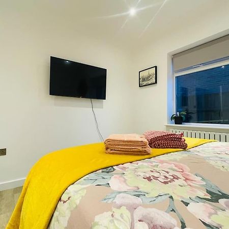 Rooms In A Beautiful House With Free On St Parking Hove Extérieur photo