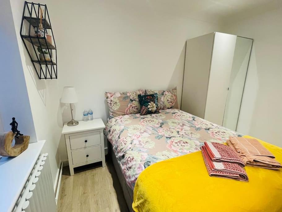 Rooms In A Beautiful House With Free On St Parking Hove Extérieur photo